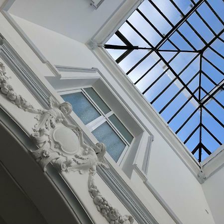 ホテル Le Carre Des Arts Le Cateau-Cambresis エクステリア 写真